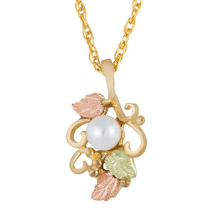 Black Hills Gold Pearl Pendant & Necklace